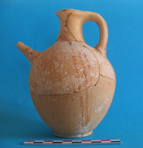 1._White_Painted_Wheelmade_III_spouted_jug_from_Marcello (1)